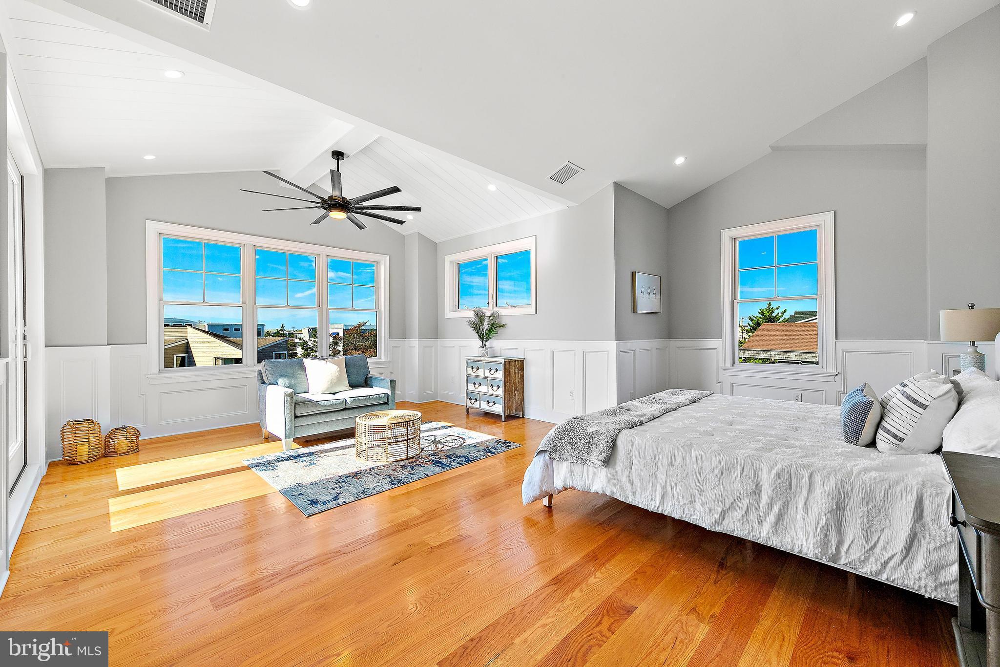 131-C LONG BEACH BOULEVARD