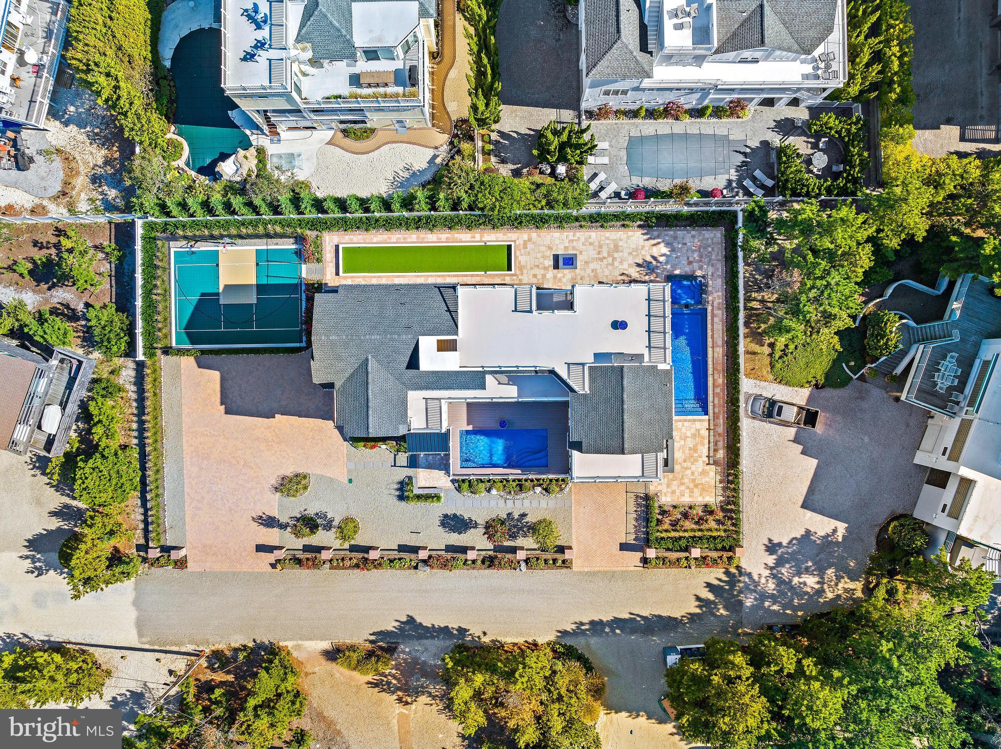 131-C LONG BEACH BOULEVARD