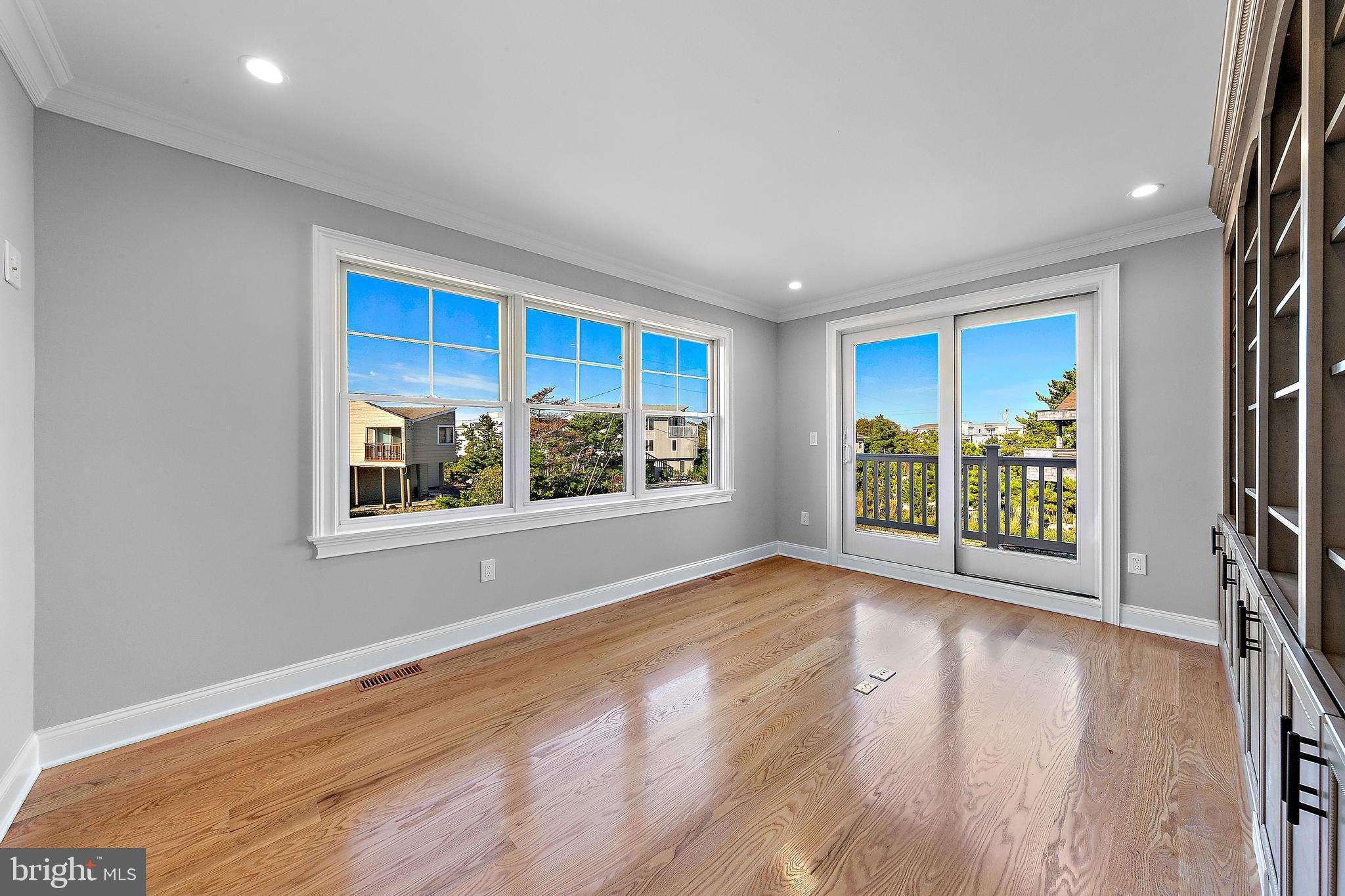 131-C LONG BEACH BOULEVARD