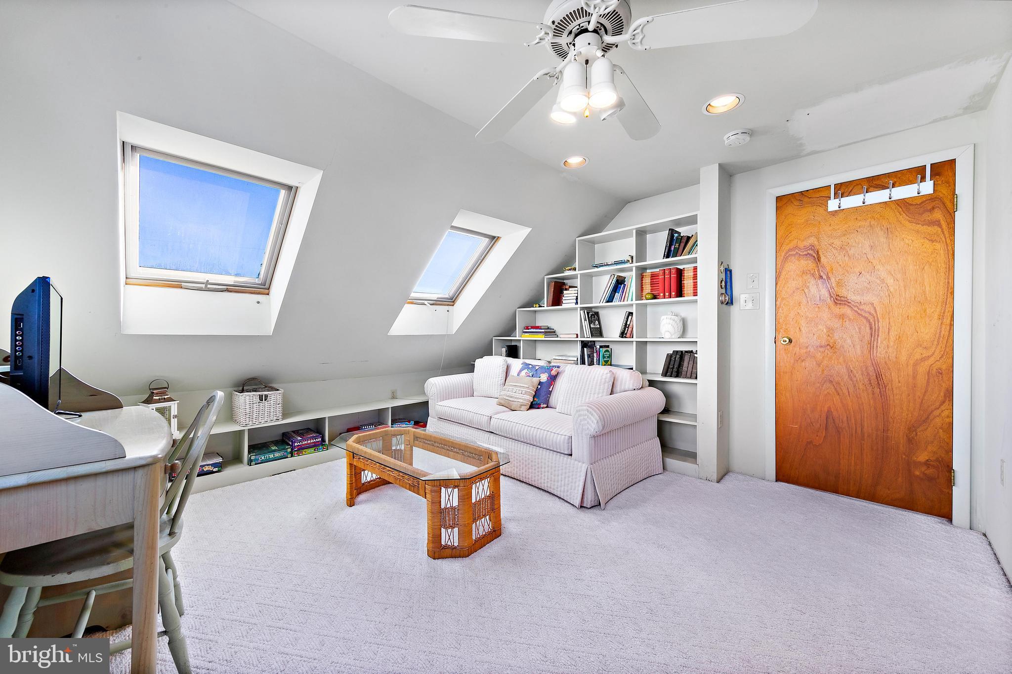316 N 8TH STREET