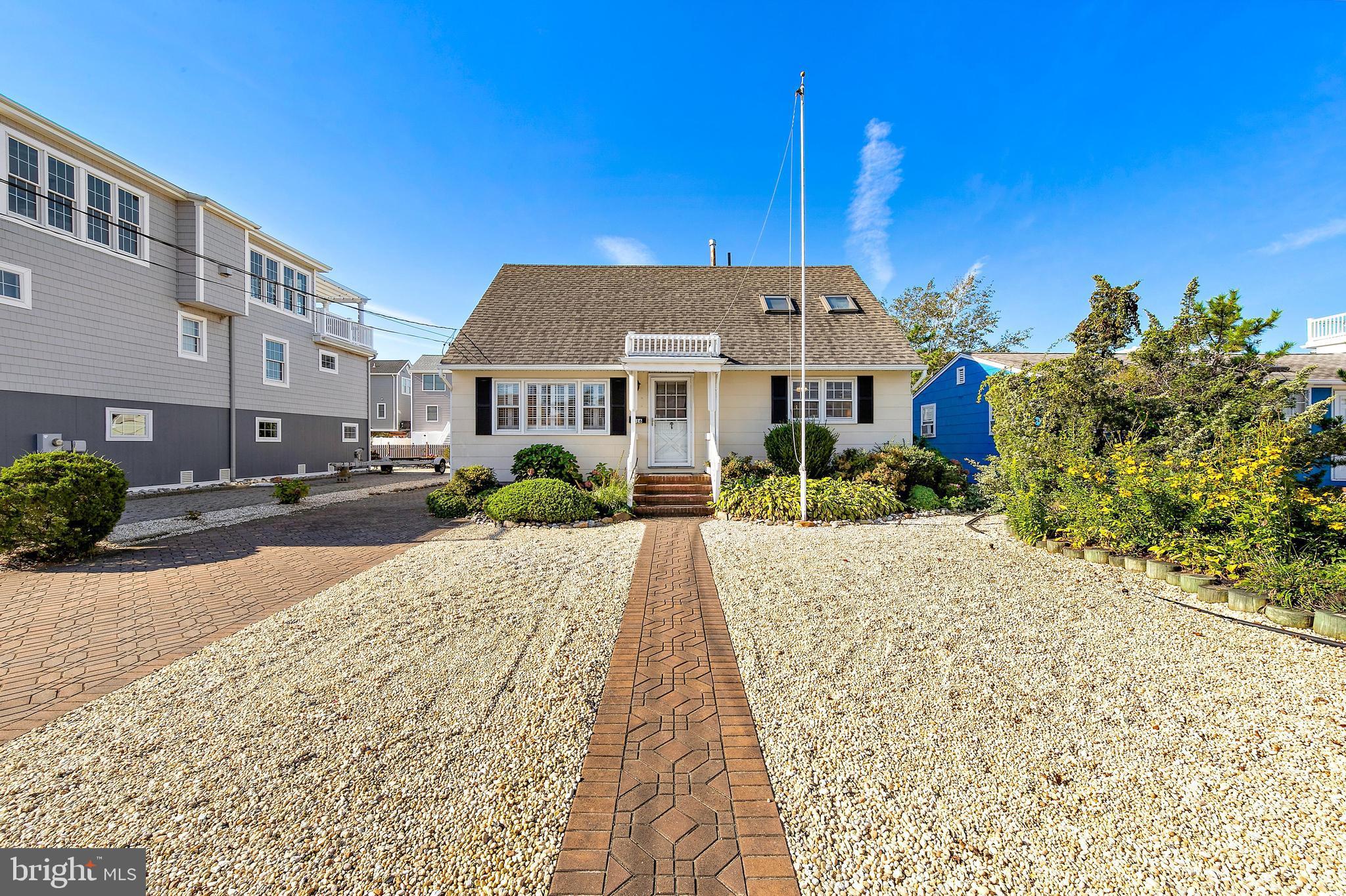 316 N 8TH STREET