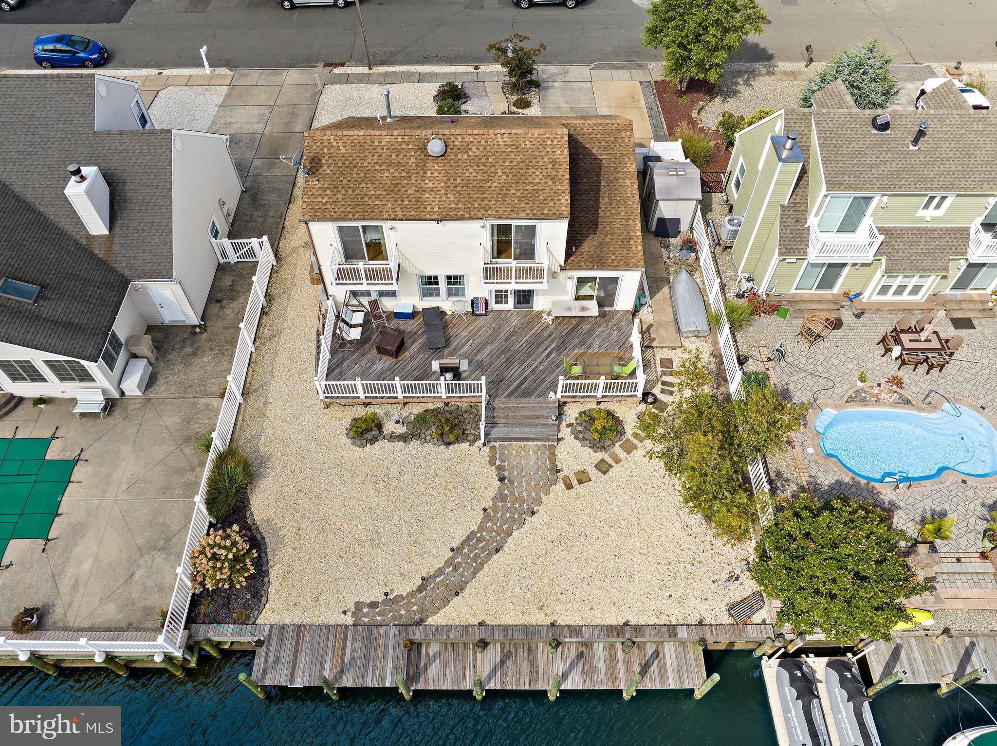 73 STORM JIB COURT