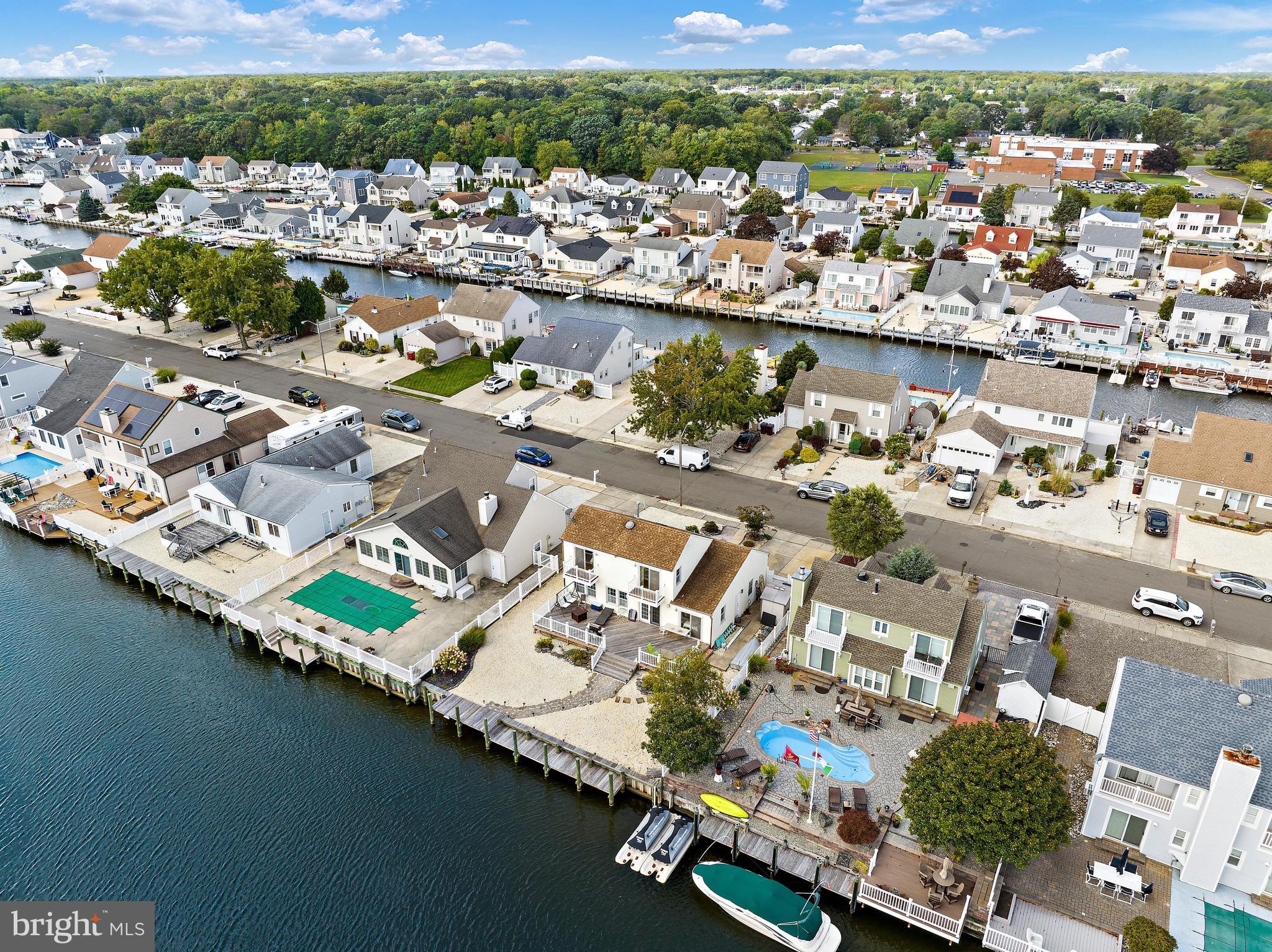 73 STORM JIB COURT