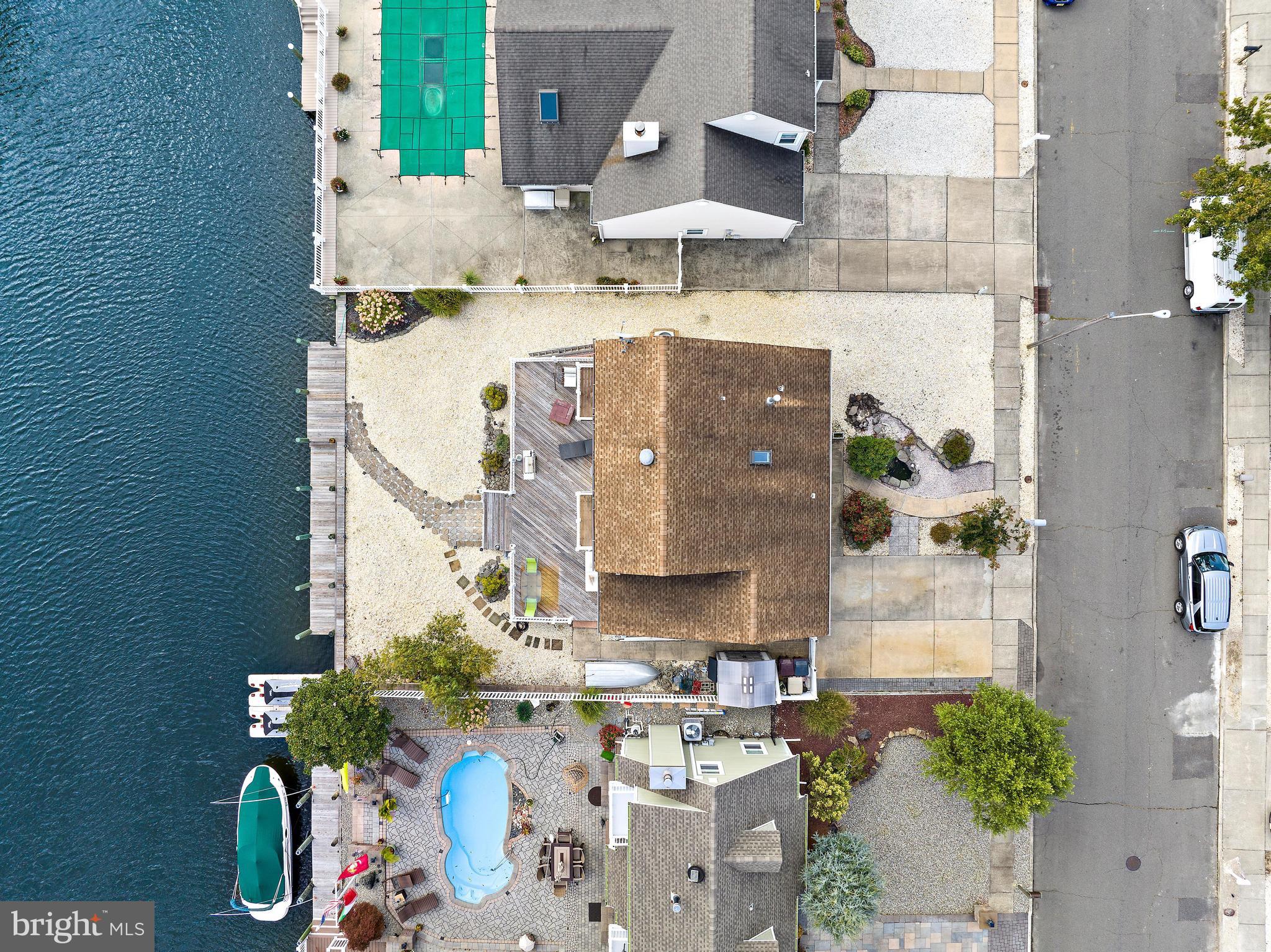 73 STORM JIB COURT