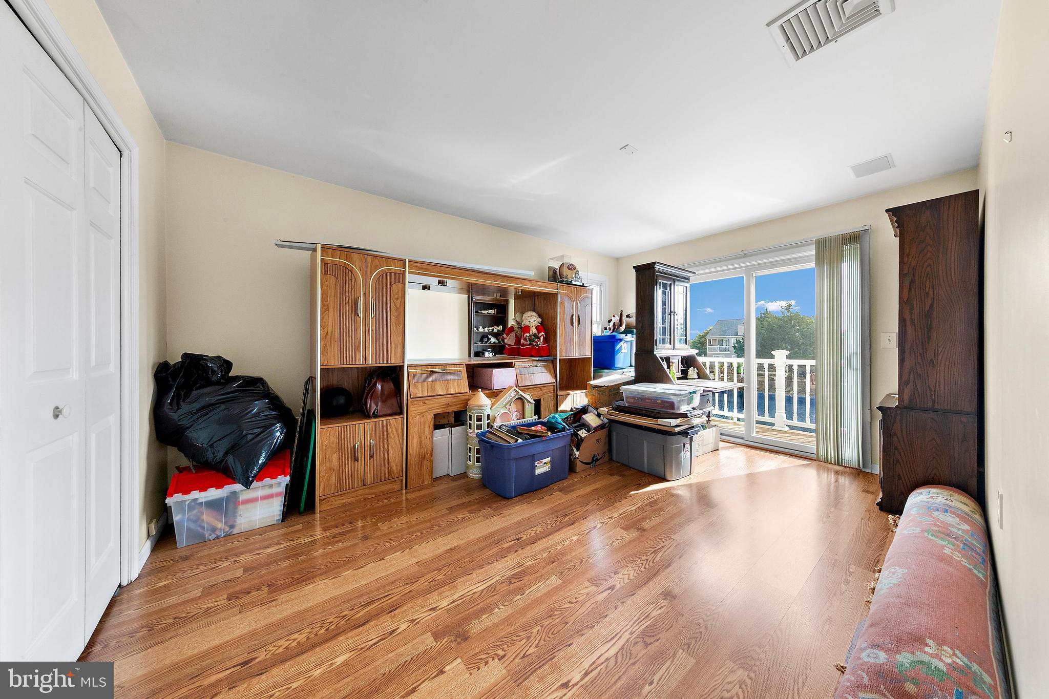 73 STORM JIB COURT
