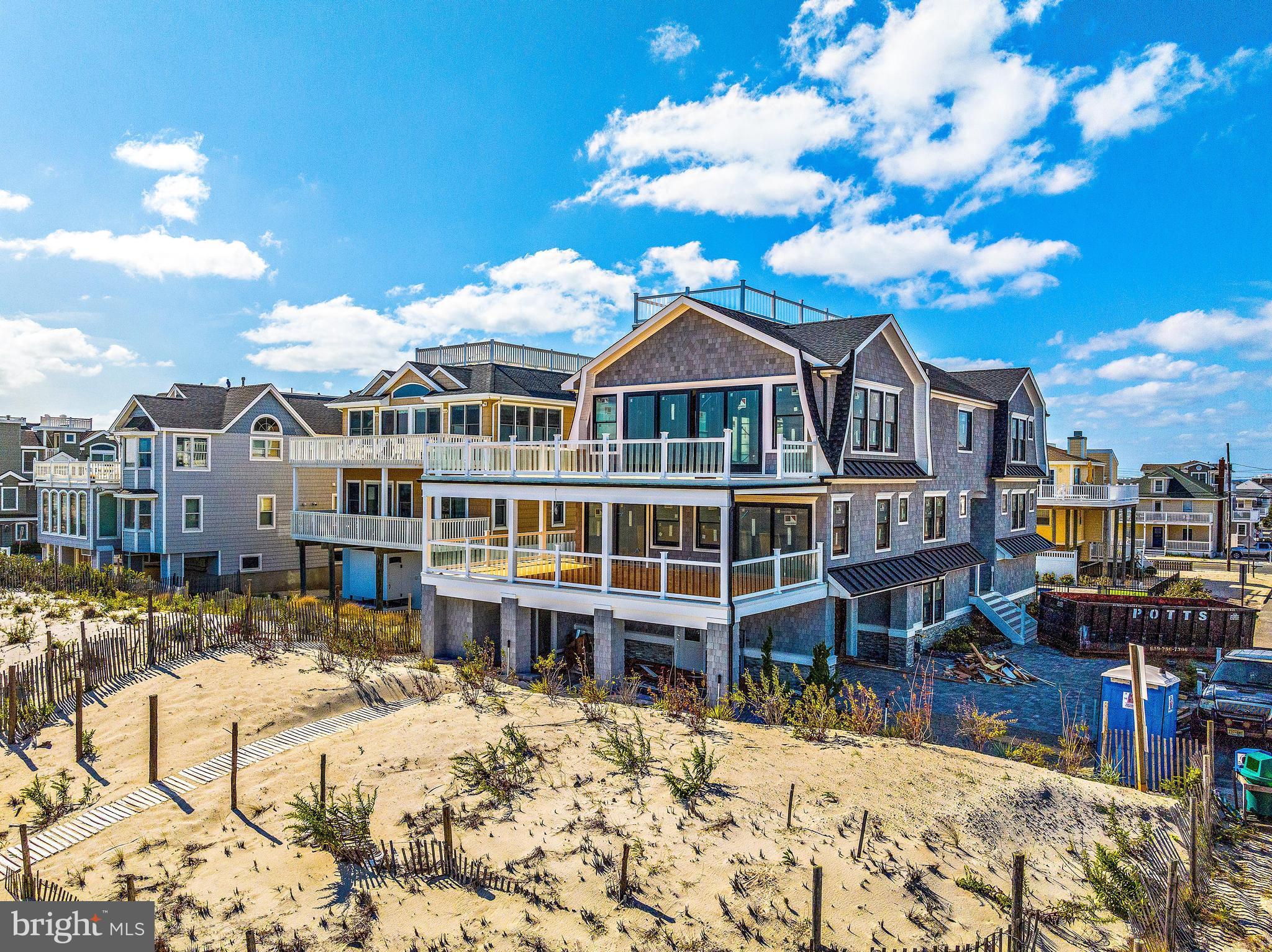 110 E JEANETTE AVENUE