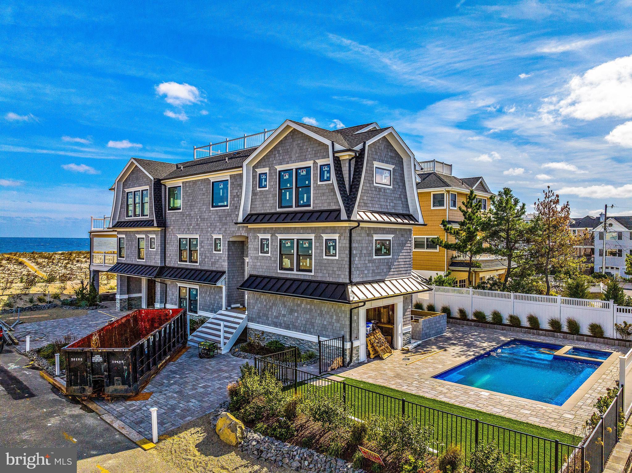110 E JEANETTE AVENUE