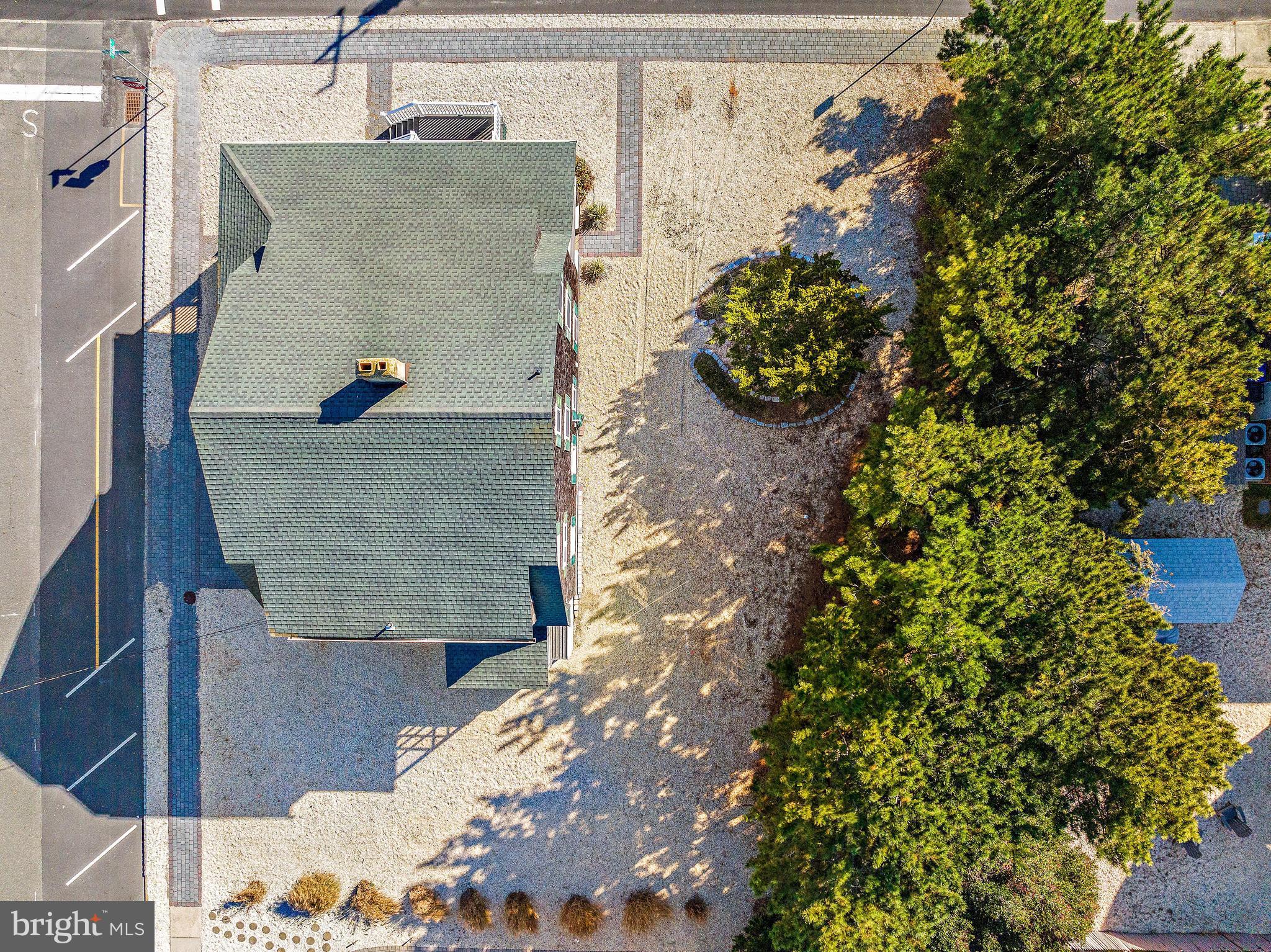 300 S ATLANTIC AVENUE