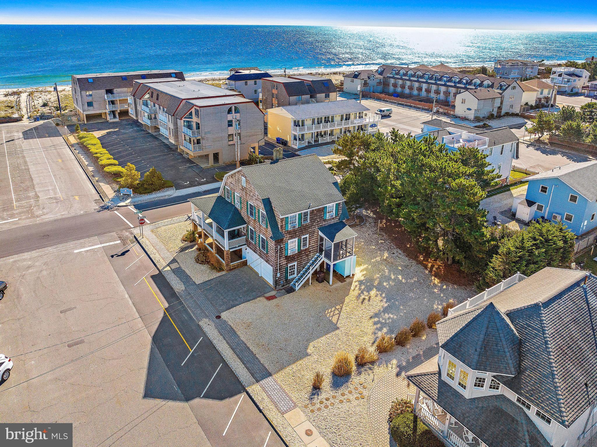 300 S ATLANTIC AVENUE