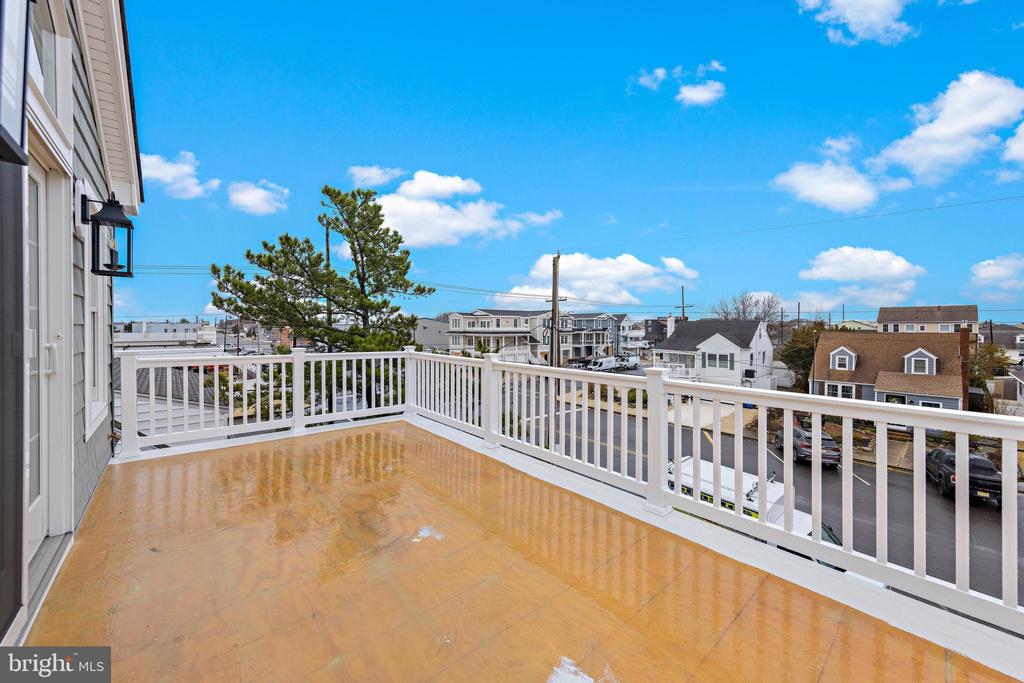 403 AMBER STREET