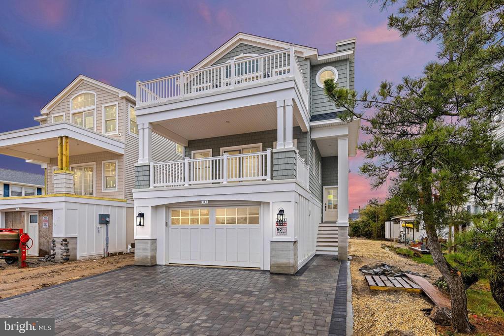 403 AMBER STREET