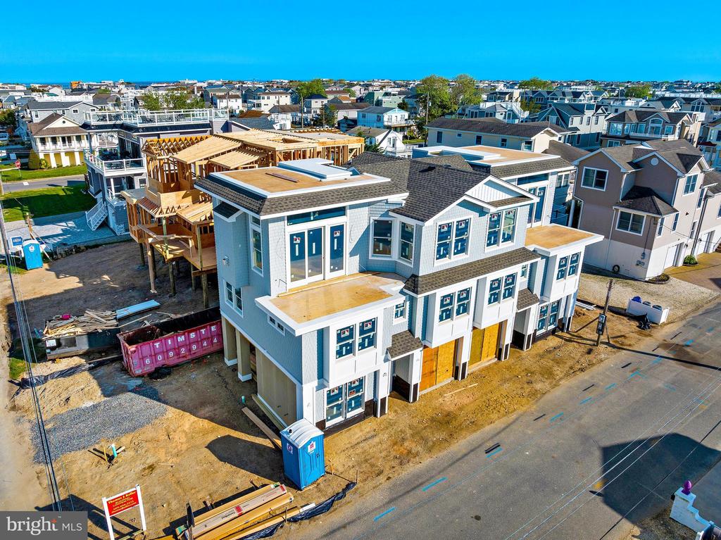 1715 BAY TERRACE