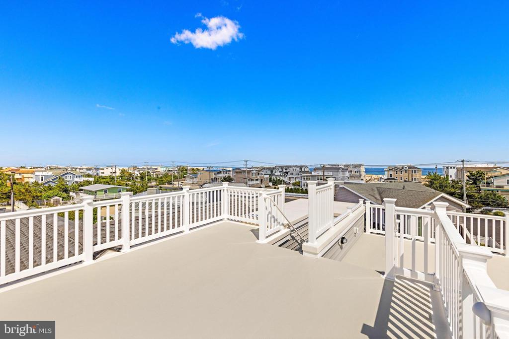 1092-B (East) LONG BEACH BOULEVARD