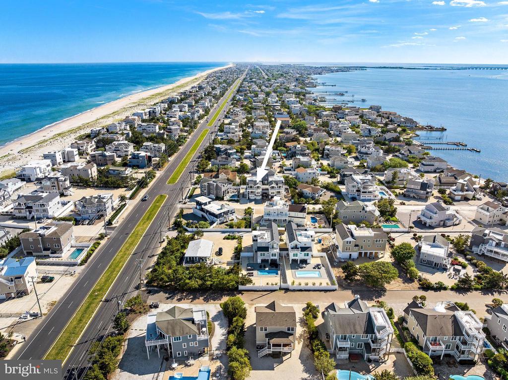1092-B (East) LONG BEACH BOULEVARD