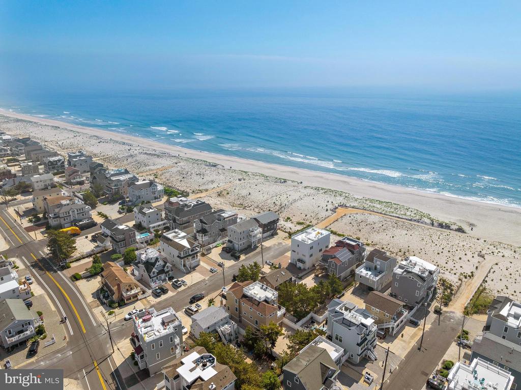 117 E SURF AVENUE