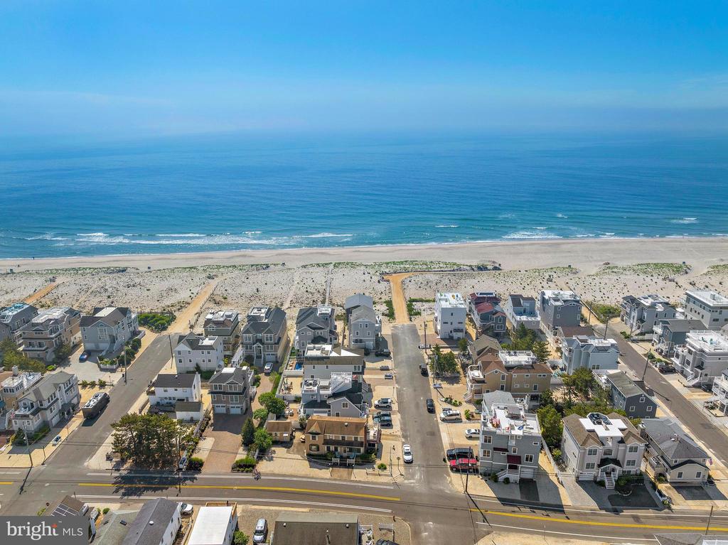 117 E SURF AVENUE