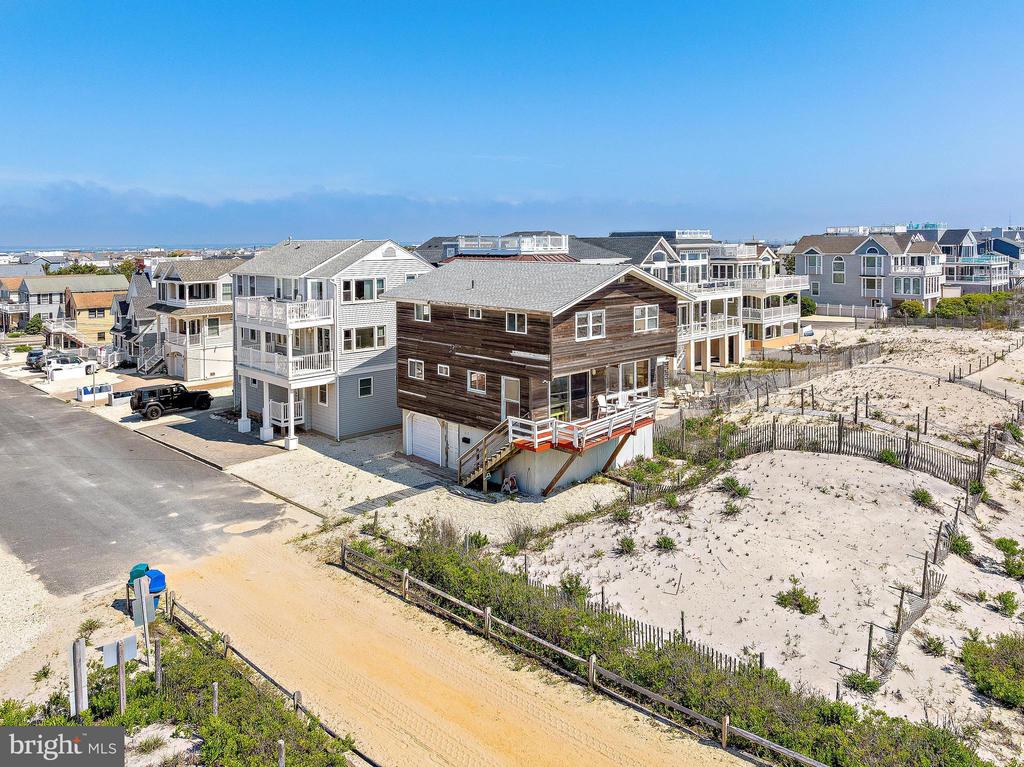 117 E SURF AVENUE