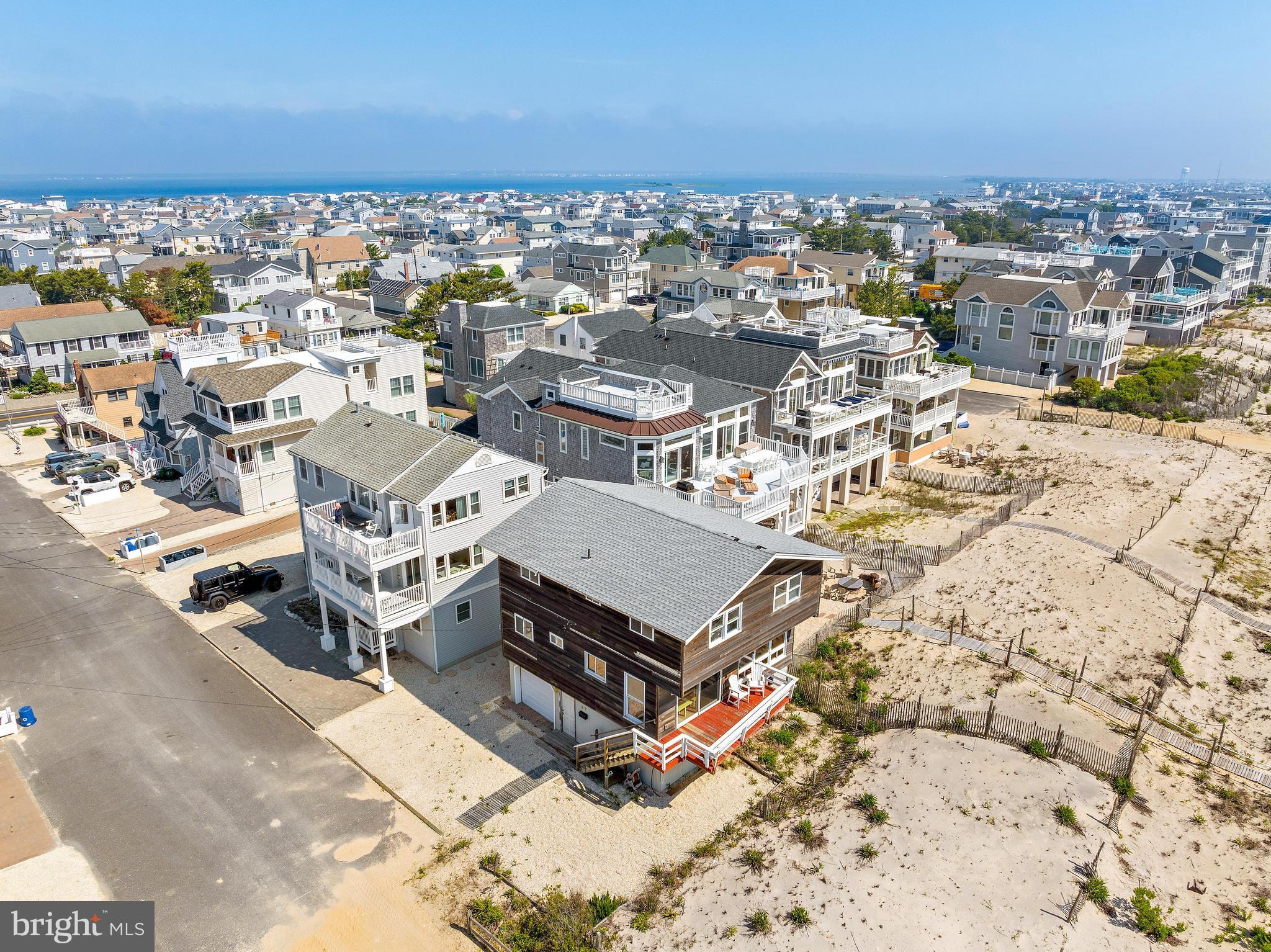 117 E SURF AVENUE