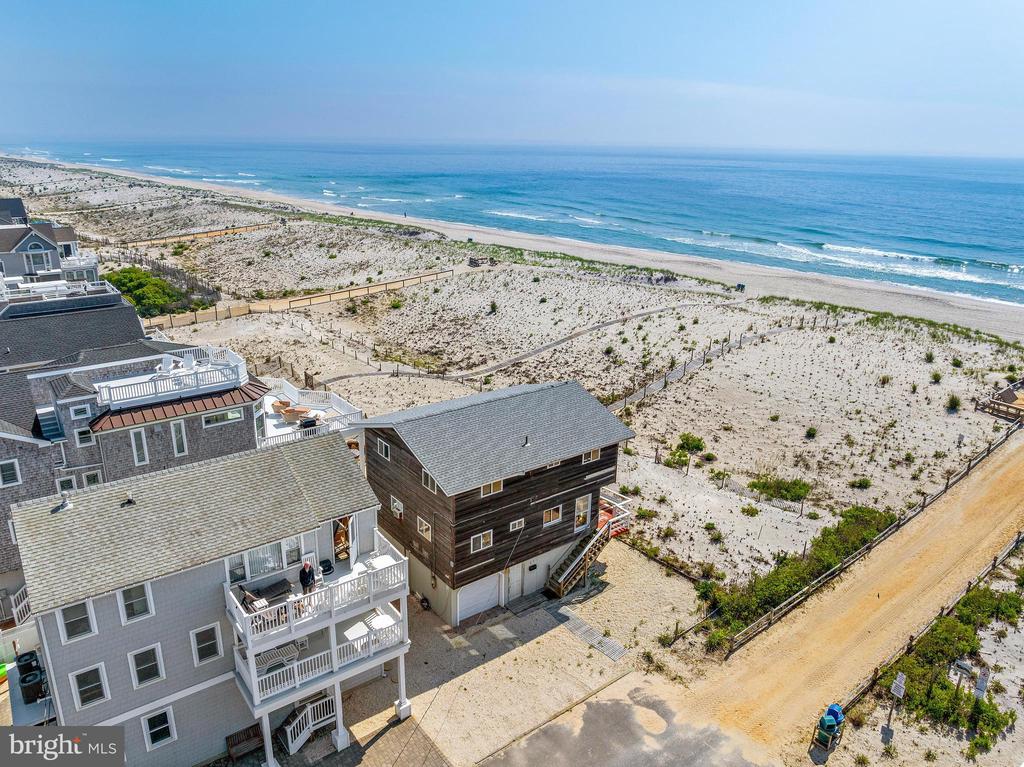 117 E SURF AVENUE