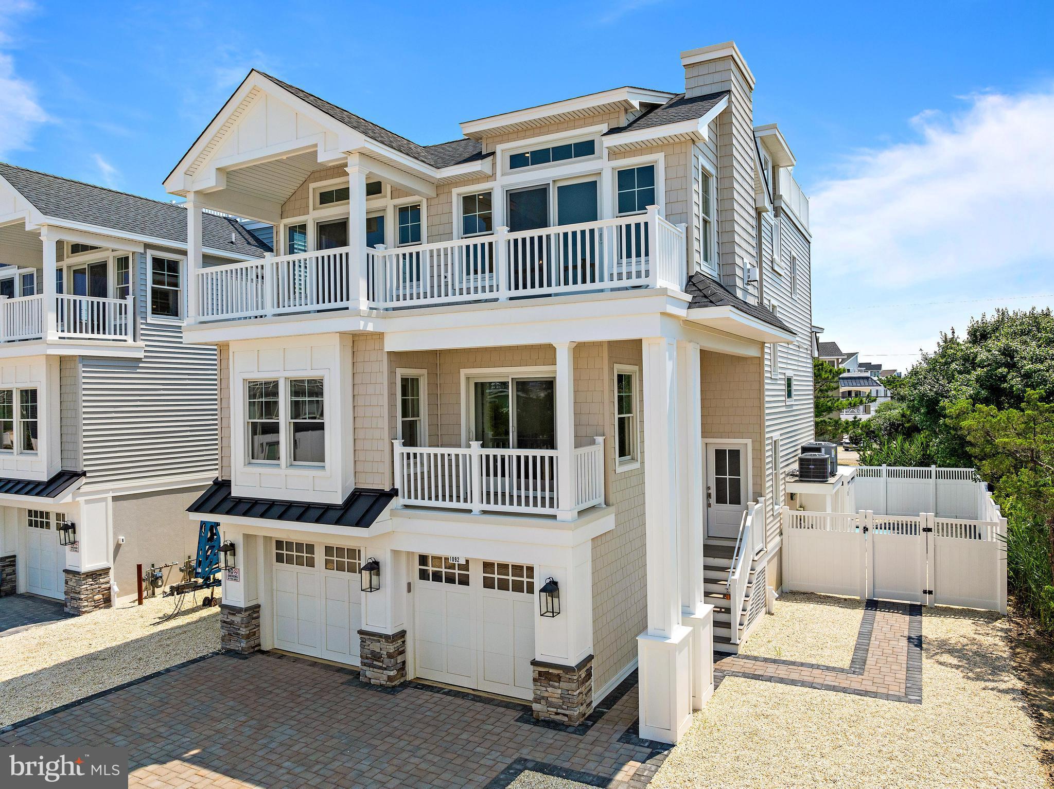 1092-B (West) LONG BEACH BOULEVARD