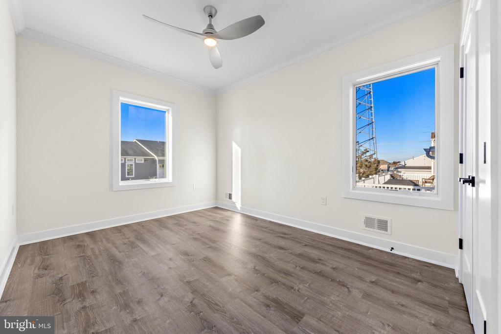 14 E 25TH STREET