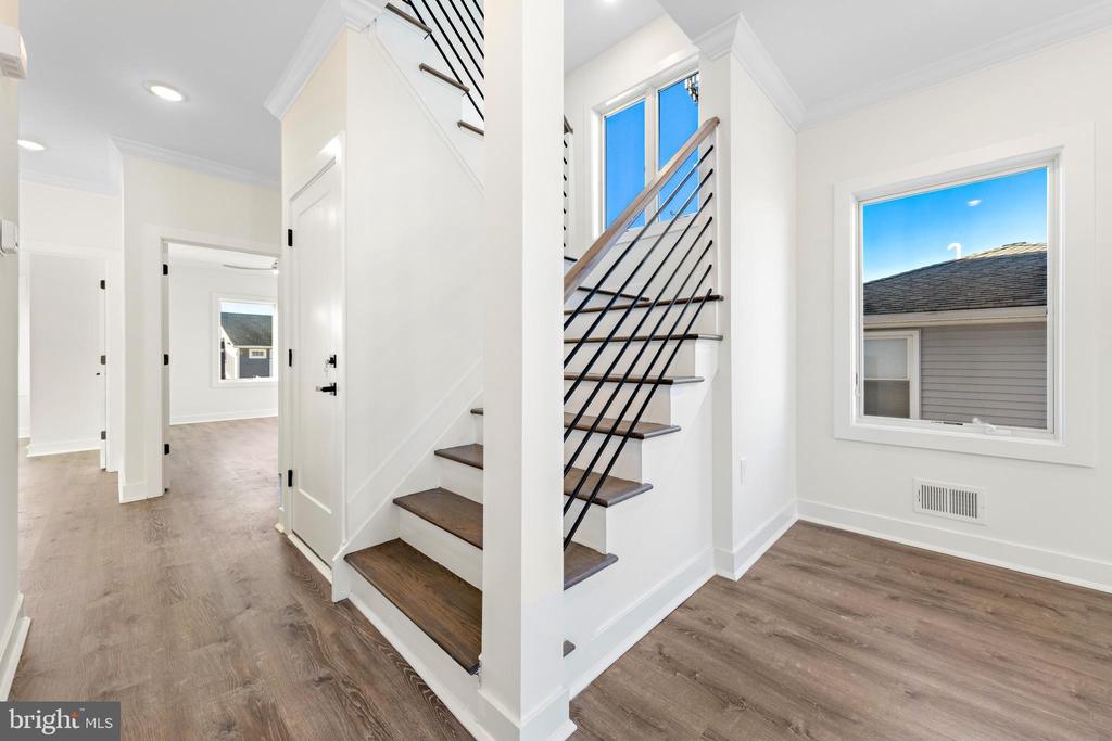 14 E 25TH STREET