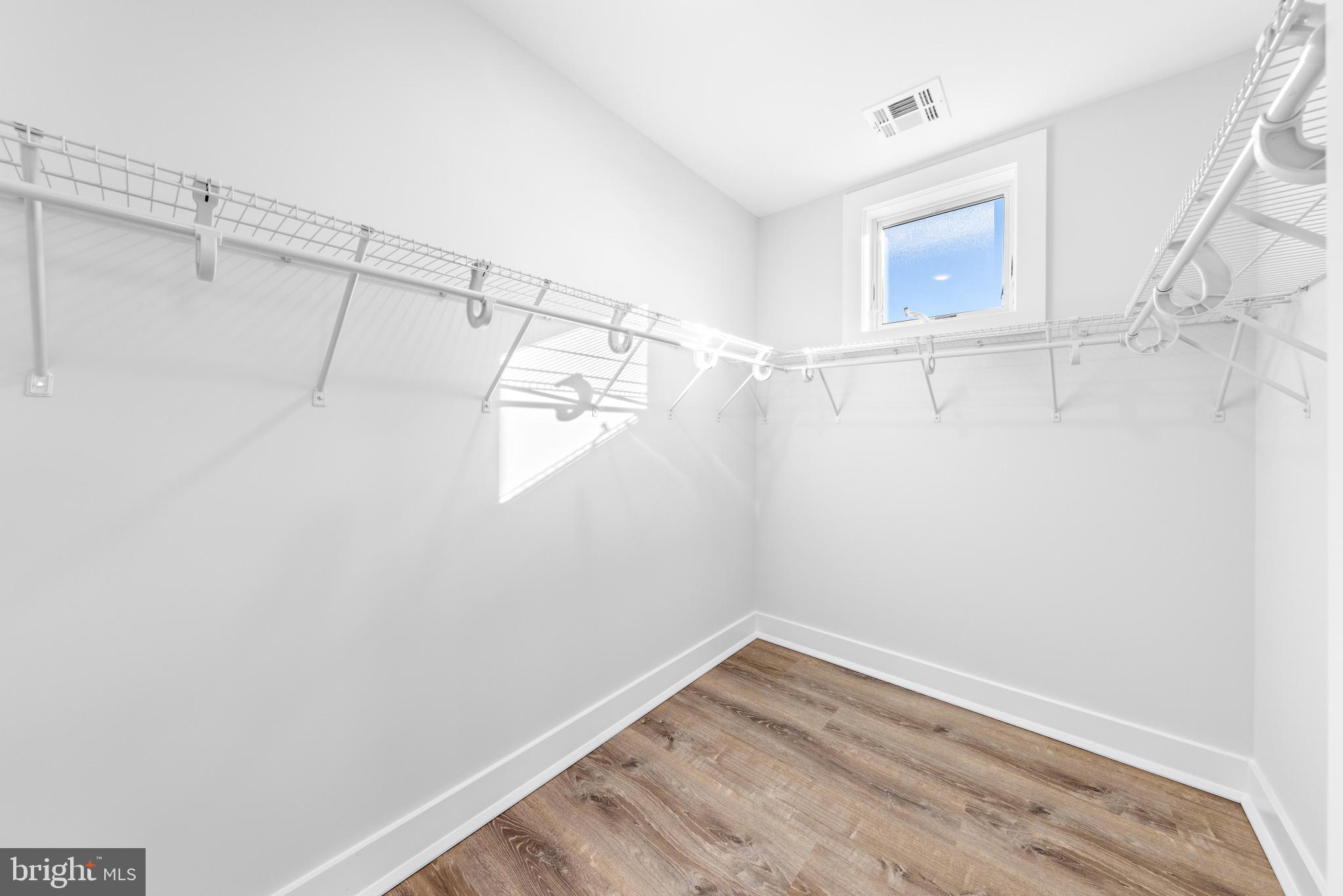 14 E 25TH STREET