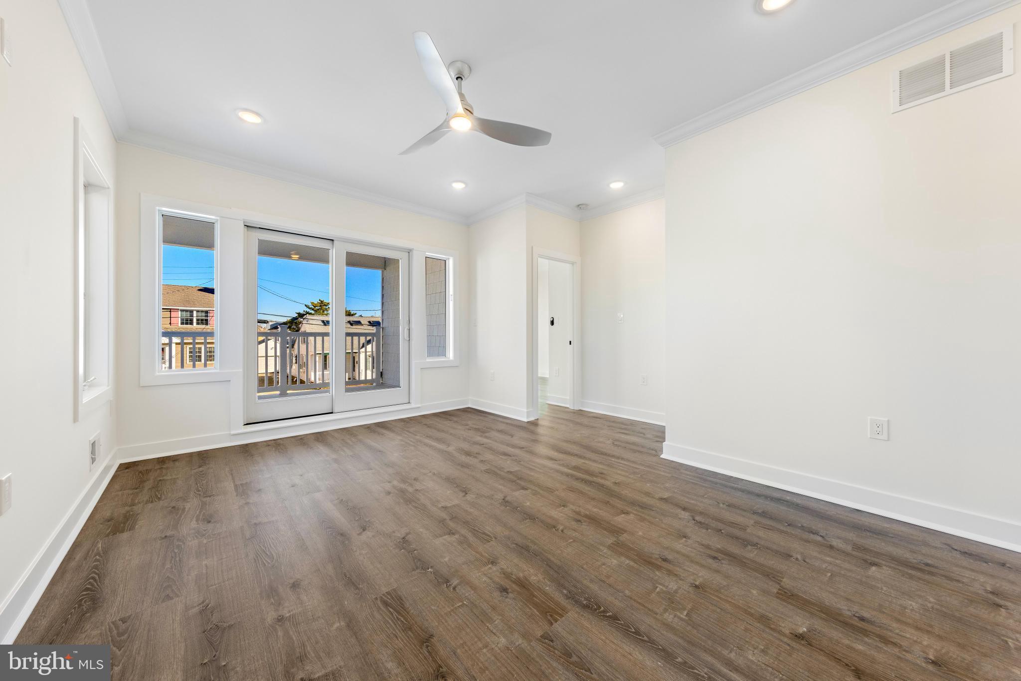 14 E 25TH STREET