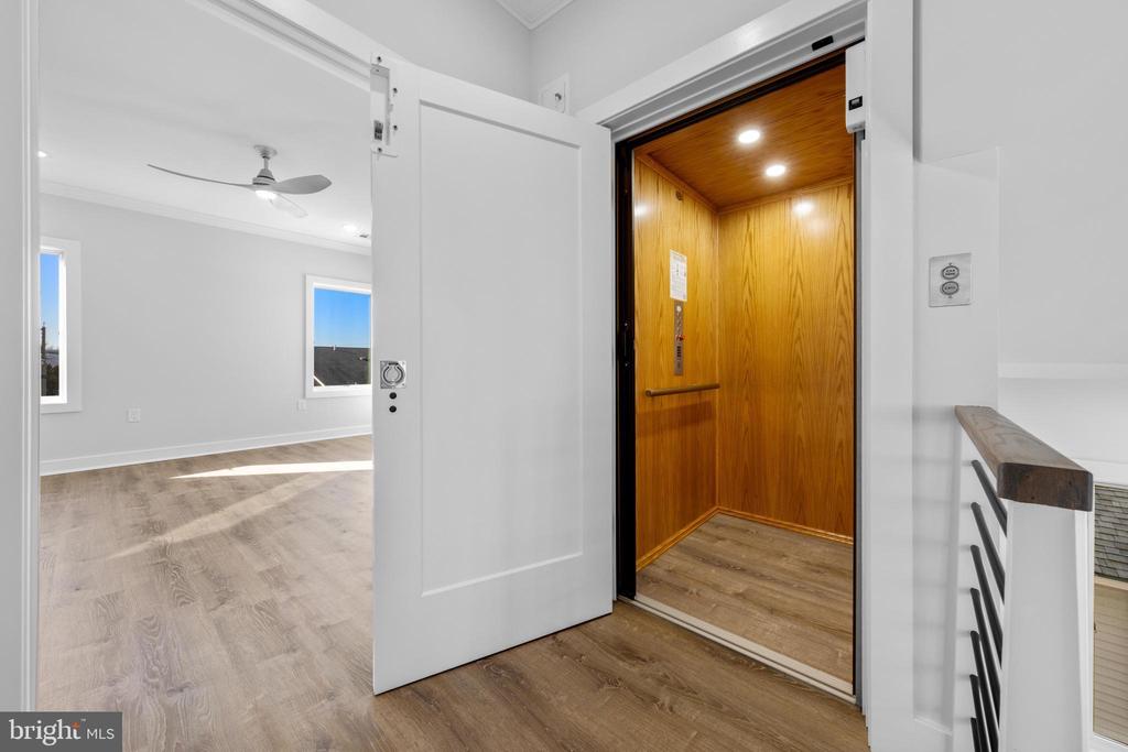 14 E 25TH STREET