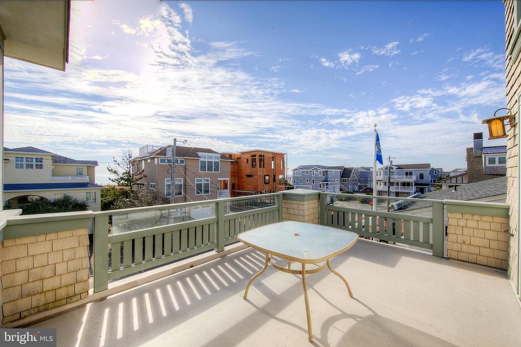 1308 N OCEAN AVENUE