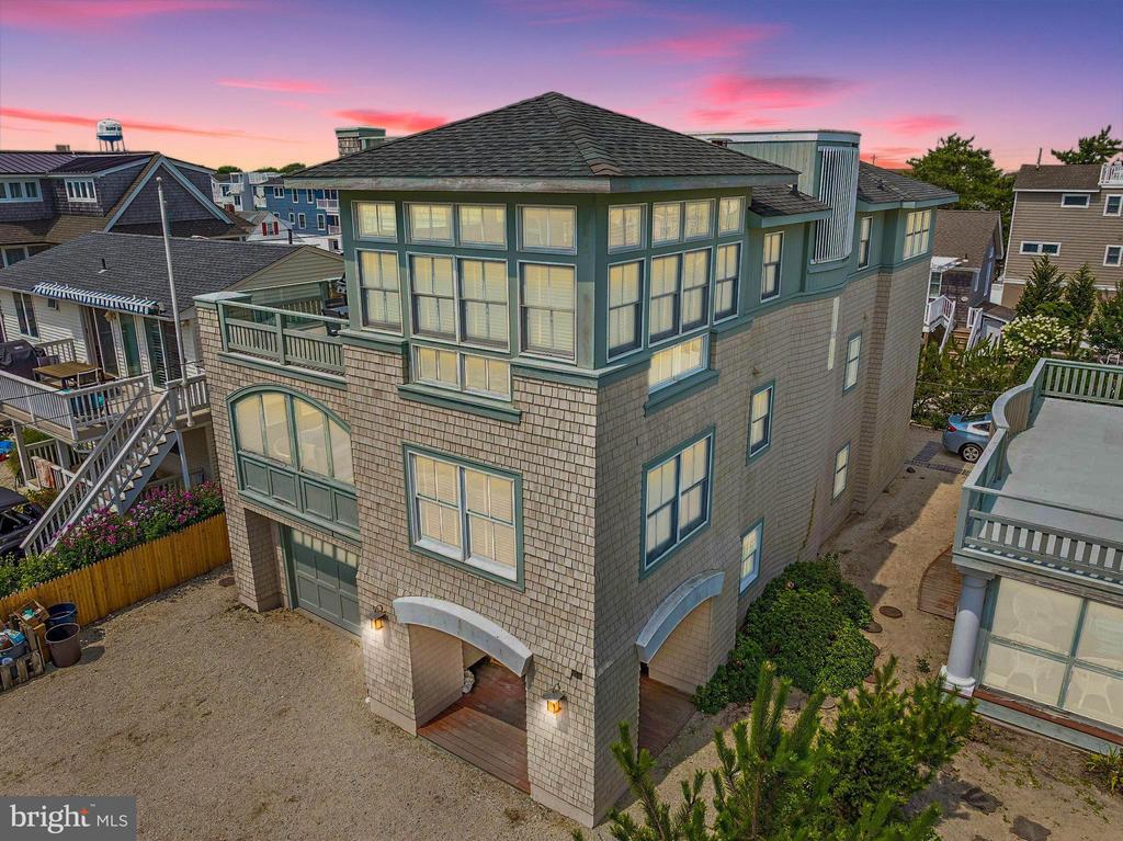 1308 N OCEAN AVENUE
