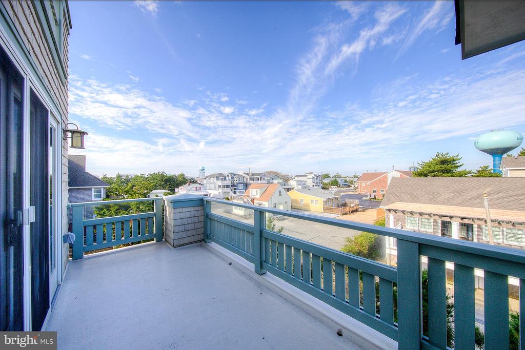 1308 N OCEAN AVENUE