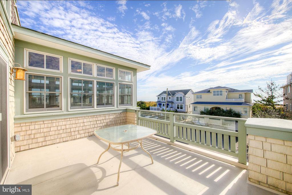 1308 N OCEAN AVENUE