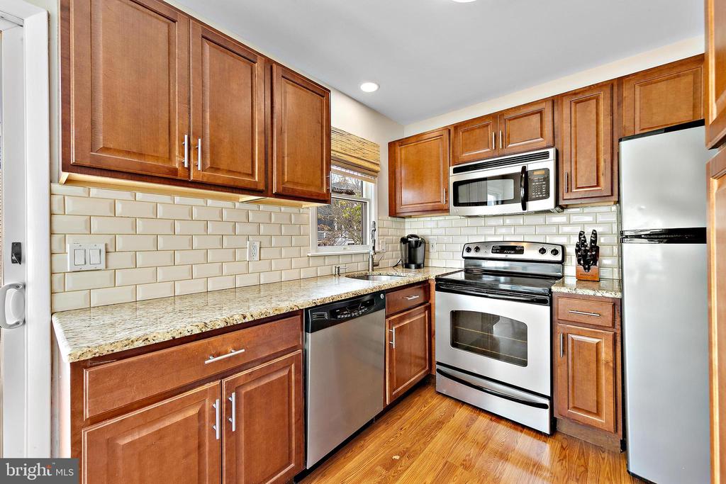 105 W 27TH STREET