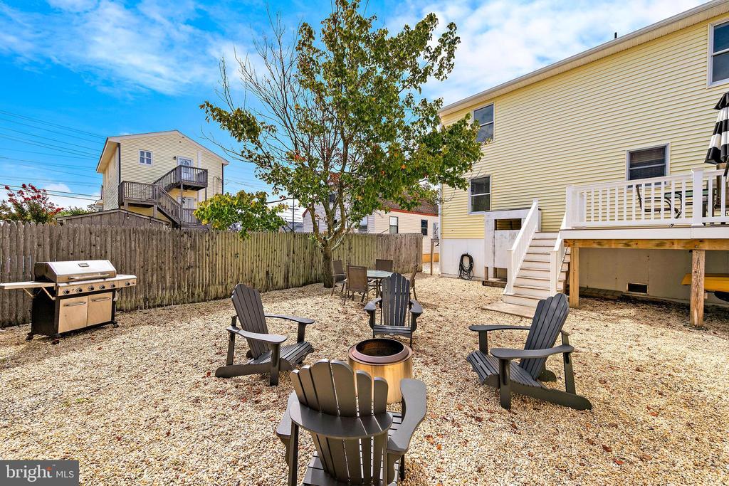 105 W 27TH STREET
