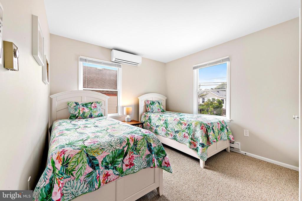 105 W 27TH STREET