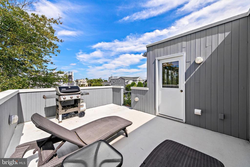 7 W 22ND STREET