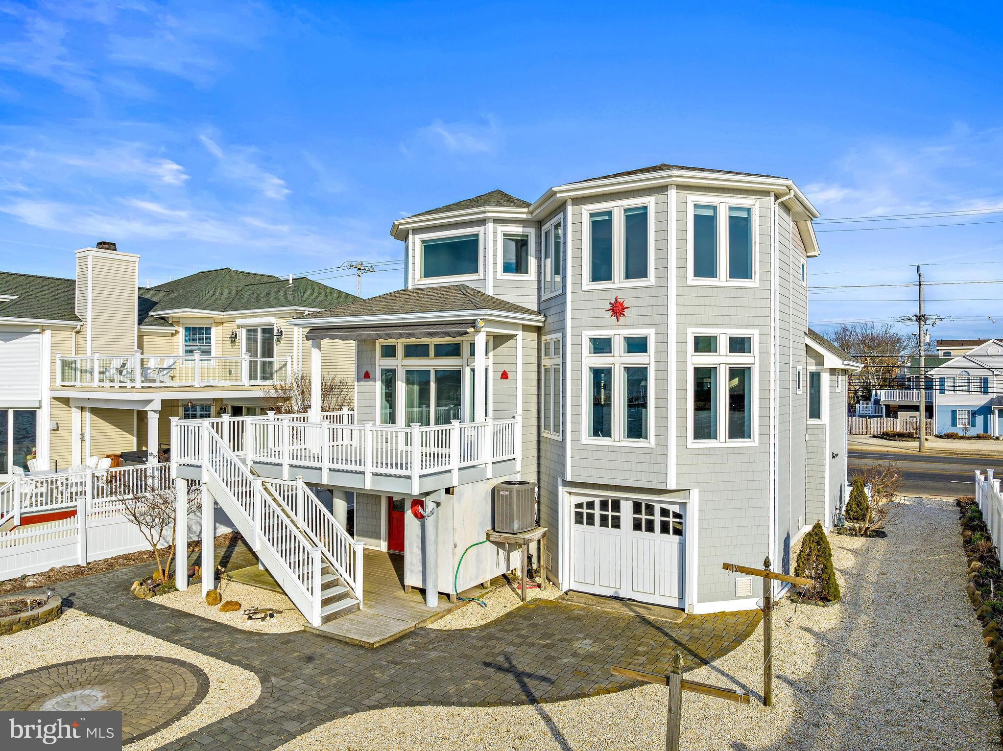 2704 LONG BEACH BOULEVARD