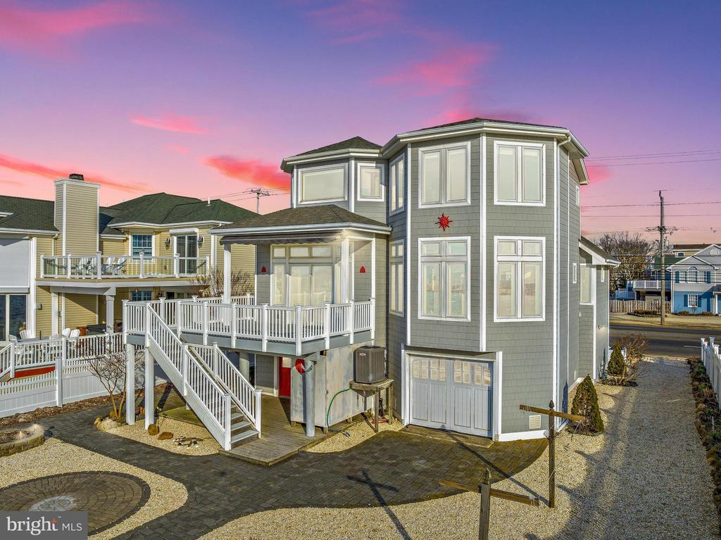 2704 LONG BEACH BOULEVARD