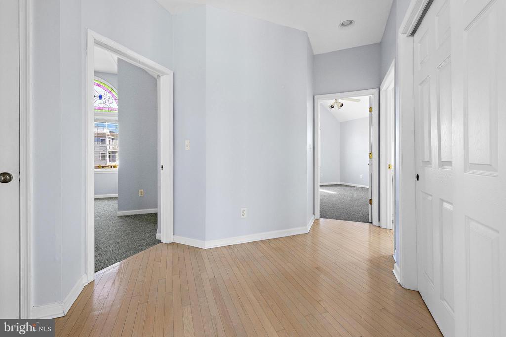 2704 LONG BEACH BOULEVARD