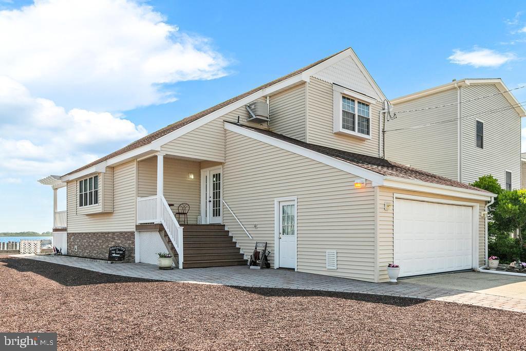 300 W 19TH STREET