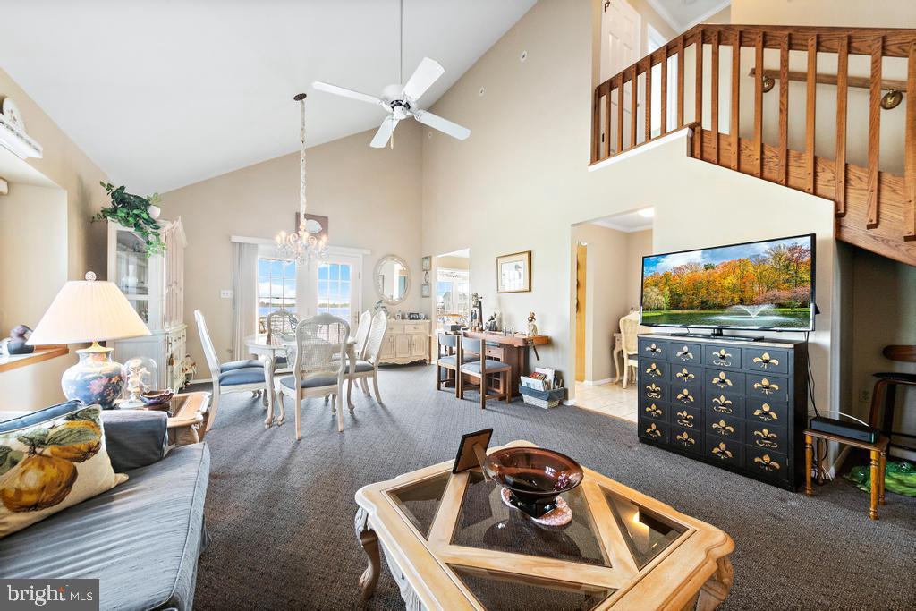 300 W 19TH STREET