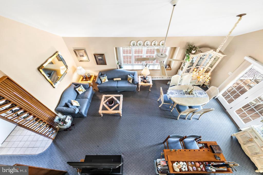 300 W 19TH STREET
