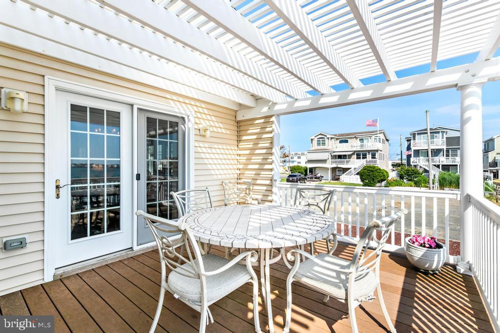 300 W 19TH STREET