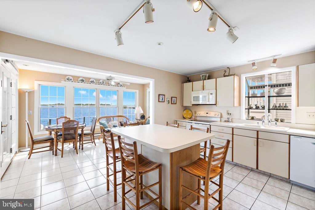 300 W 19TH STREET