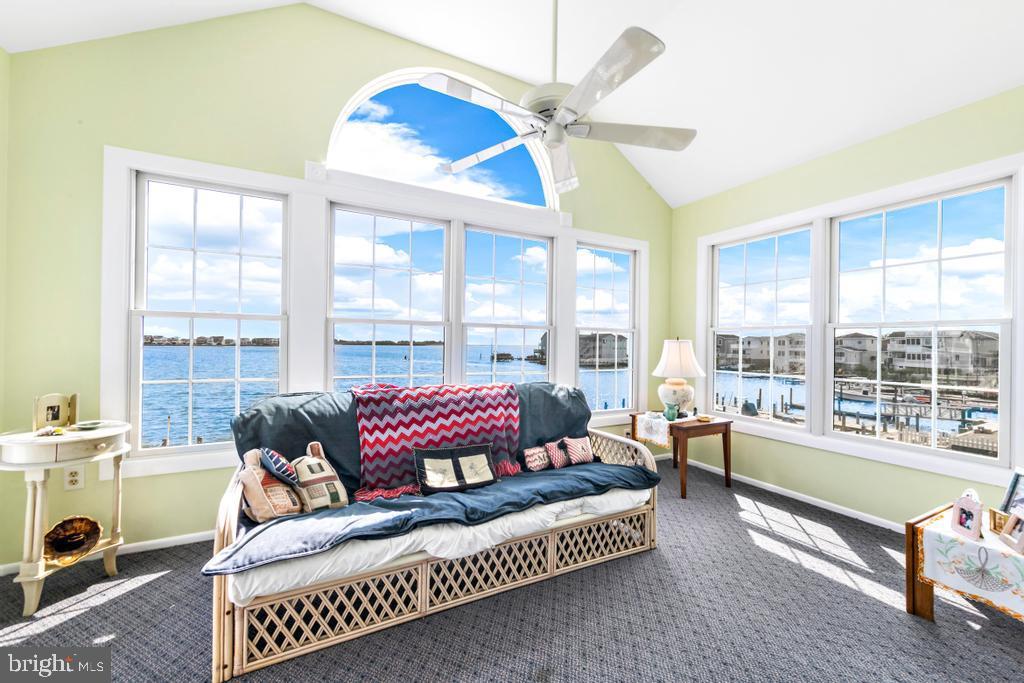 300 W 19TH STREET