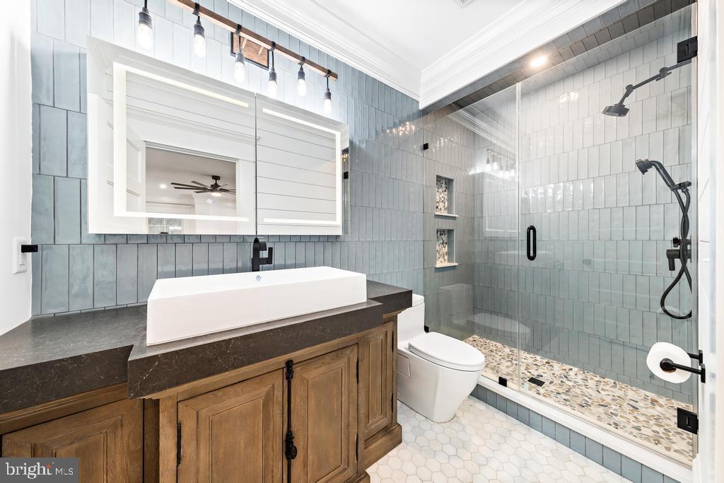 6715 OCEAN BOULEVARD