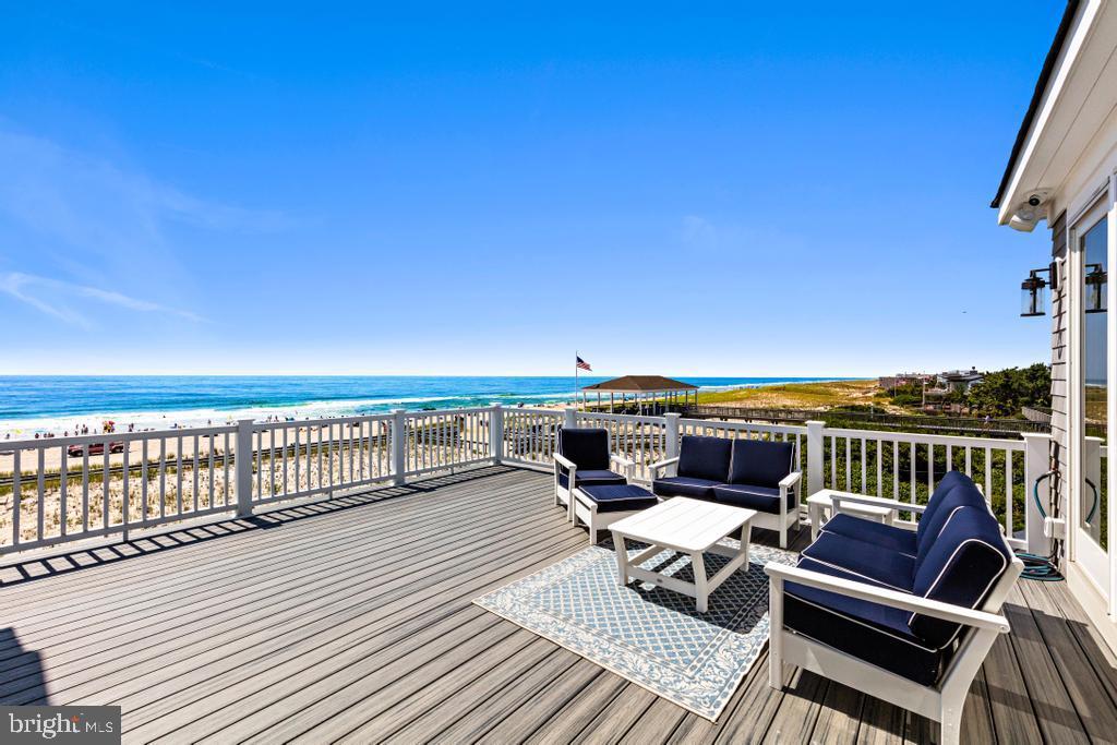 6715 OCEAN BOULEVARD