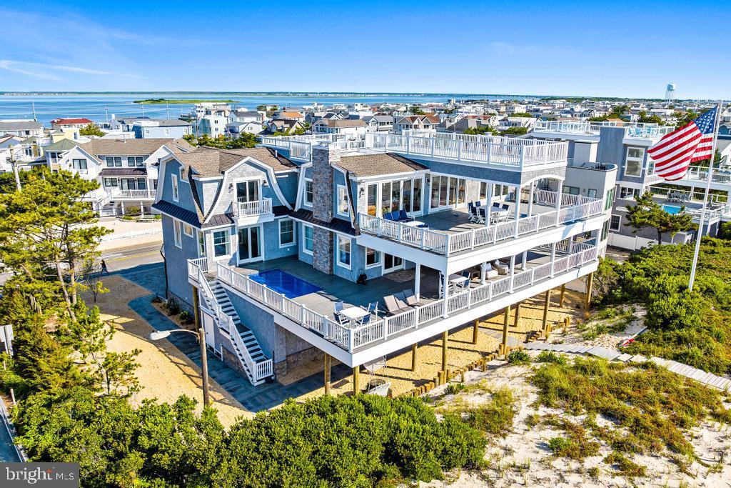 6715 OCEAN BOULEVARD