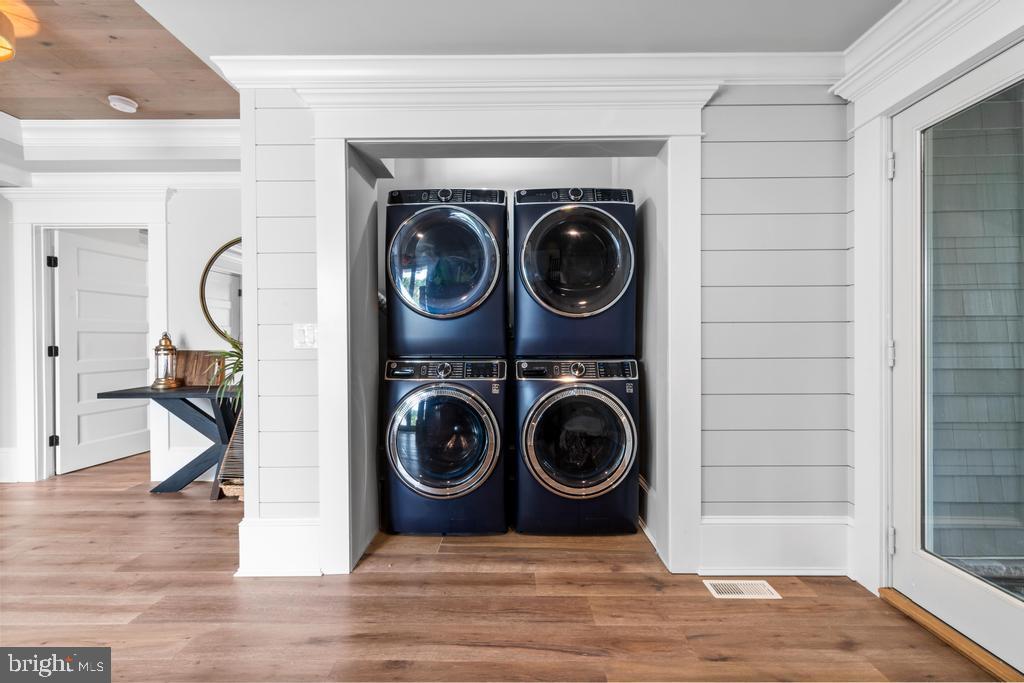 6715 OCEAN BOULEVARD